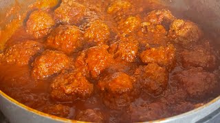 BOULETTES DE BOEUF A LA SAUCE TOMATE  FACILE RAPIDE ET TROP BON [upl. by Nawj30]