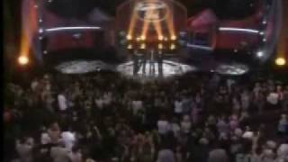 Kelly Clarkson  A Moment Like This American Idol Final [upl. by Tomi121]