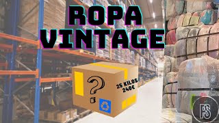 Comprando ROPA VINTAGE por kilos al por mayor para hacer REVENTA [upl. by Enelyam347]