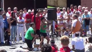 MAIKA ARIZTEGI Campeona de levantamiento de yunque Sanfermines 2017 [upl. by Amerd]