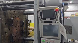 Injection molding machine Nissei 610T 2008 [upl. by Eitsrik]