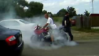 Bukovina Motor Fest 2009 Volovat Radauti Burnout Honda Cbr 600f intrunire [upl. by Anna-Diana293]