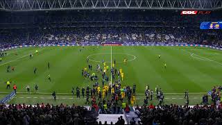 ¡ULTRAS DEL ESPANYOL SALTAN AL CAMPO Y PERSIGUEN A LOS JUGADORES DEL BARÇA [upl. by Finah]