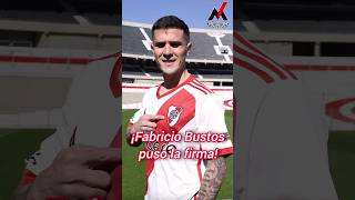 ¡Fabricio Bustos puso la firma y es nuevo jugador de River ✍️ [upl. by Perlis440]