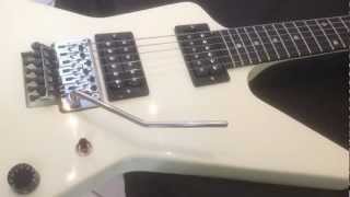 Gibson Explorer with Tremolo Classic White [upl. by Melisenda]