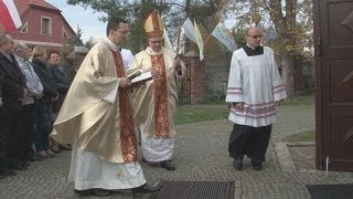 RYCHWAŁ Do parafii powrócił spokój [upl. by Shelba]