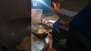 Fried rice cooking cooking foodlover friedrice friedchickenrecipe hotel  Ramnad Kitchen [upl. by Adnilev278]