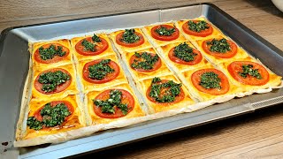 Blätterteigquadrate mit Tomaten Knoblauch und Kräuter shorts [upl. by Zeugirdor]