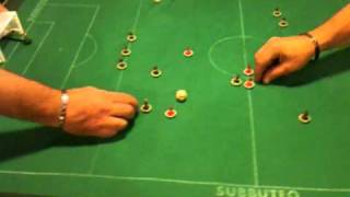 Dimostrazione di Subbuteo tra il Campione dItalia e il Campione del Mondo [upl. by Alexis90]