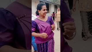 ටීචර්ට සර්ප්‍රයිස් එකක් love beautiful teacher srilanka trending viralvideo viralshorts vir [upl. by Natek]