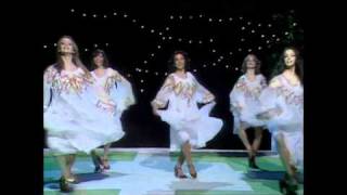 Pans People Mike Oldfield In Dulce Jubilo 1975 [upl. by Ysac168]