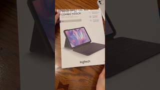 Unboxing the Logitech Combo Touch for iPad Pro 11” M4 [upl. by Tierney]