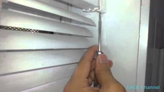 How to remove 25mm aluminium venetian blind [upl. by Kurtz]