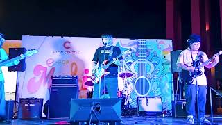 Goldfinger  99 Red Balloons Achilles Vee cover LIVE  Eton Centris [upl. by Artapoelc]