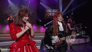 LEGENDS IN CONCERT  THE JUDDS [upl. by Derdle987]