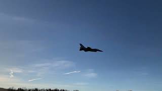 F16  682 low pass med etterbrenner [upl. by Seumas627]