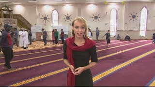 Australian mosques open doors to public [upl. by Yoho209]