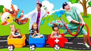 Kapuki Kids Videos auf Deutsch Die Kinder spielen Doktor und Patient Kinderkanal Ich heiße Bianca [upl. by Svensen]