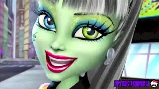 Monster High  Boo York Boo York A Monsterrific Musical Official Trailer [upl. by Gnart]