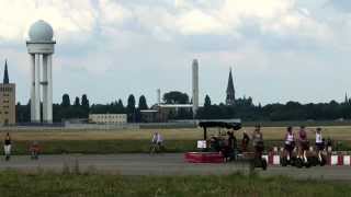 Tempelhofer Feld  Freiheit unter den Wolken [upl. by Haropizt]