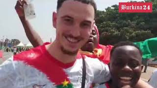 Burkina Faso vs Algérie  Quelques réactions à Bouaké [upl. by Nylde241]