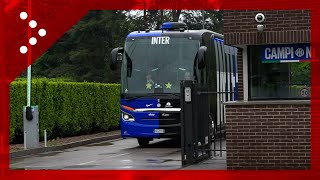 Scudetto Inter bus squadra lascia Appiano Gentile in direzione stadio per gara contro il Torino [upl. by Eeslehc288]