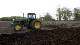 John Deere 4555 with 24ft dual wing Disk Spring 09 HD [upl. by Sirois896]