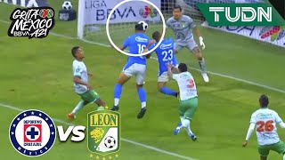 ¡Falla INVEROSÍMIL de Passerini  Cruz Azul 01 León  Grita México BBVA AP2021  TUDN [upl. by Liddle]