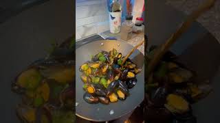 Stirfry Mussels 1122024 [upl. by Theola]