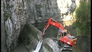 “LA GOTERA” DAM REMOVAL BERNESGA RIVER [upl. by Angil]