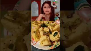 Gopi Bahu making dhokla dhoklarecipe viralshorts youtubeshorts trending cooking food ytshorts [upl. by Fanchan]