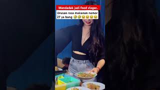 Mendadak jadi food vloger ya bang  funnyvideo angkringan [upl. by Carlynne962]