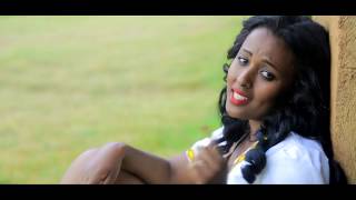 Selamawit Girma  Mabede New ማበዴ ነው NEW Ethiopian Bahilawi Music Video 2017 [upl. by Mccourt142]