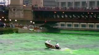 Dyeing the Chicago River Green for St Patricks Day 2010 [upl. by Sophy]