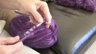 How to knit a scarf [upl. by Intruok40]