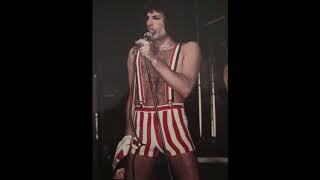 Queen Live in Boston 1301976 [upl. by Annecorinne]