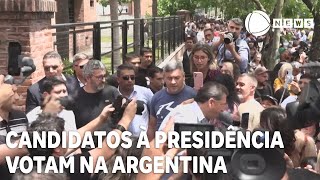 Candidatos à presidência votam na Argentina [upl. by Etoile]