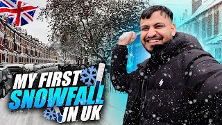 MY FIRST SNOWFALL IN Birmingham Uk 🇬🇧❄️☃️ [upl. by Doubler875]