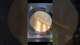 Har gharki bari bahu 🤐🤔 recipe parathalovers food paratha cooking yummyparatha shots [upl. by Hoo]