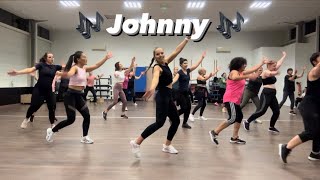 🎶Johnny🎶 Yemi Alade  Zumba FitMathilde [upl. by Ellenyl]