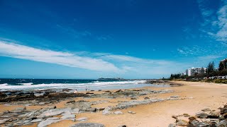 MOOLOOLABA  Staying at the Seaview Hotel [upl. by Myrtle512]