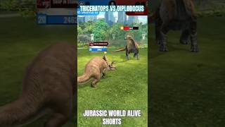 Triceratops vs Diplodocus  Jurassic World Alive Shorts [upl. by Paddie]