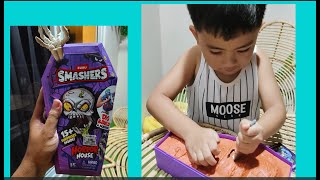 Unboxing Zuru Smashers Horror House with Railey [upl. by Erminna]