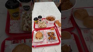 ₹399 for 15 piece fried chicken part1 at calicut vlog food vlogger vlogger vlogging foodie [upl. by Annayd13]