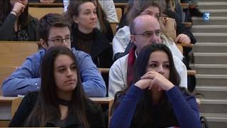 Poitiers  luniversité ouvre ses portes aux futurs bacheliers [upl. by Bedell373]