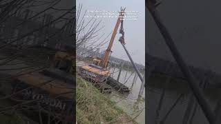 Emphibious Excavator Swamp Buggy with Hydraulic Pile Hammer 14m deep and D400mm Pile driving [upl. by Steel]