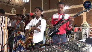 MFASHA TUBABWIRE BIHANE IVYAHA Chorale Urwaruka Eglise de Pentecôte de Bujumbura  Nyakabiga [upl. by Lati]