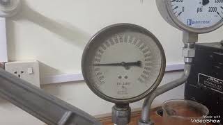 Pressure Gauge Calibration with Hygrolic PumpCalibration of Dial Pressure Gauge [upl. by Llerot200]