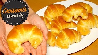 Croissants Fatti in Casa Sofficissimi Meglio di Quelli del Bar Cornetti Dolci  Croissant [upl. by Ettennahs910]