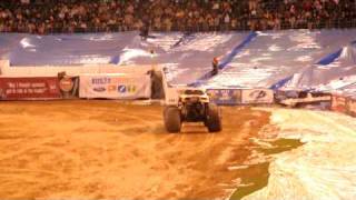 Monster Jam 09  San Diego  Maximum Destruction [upl. by Ailadgim]